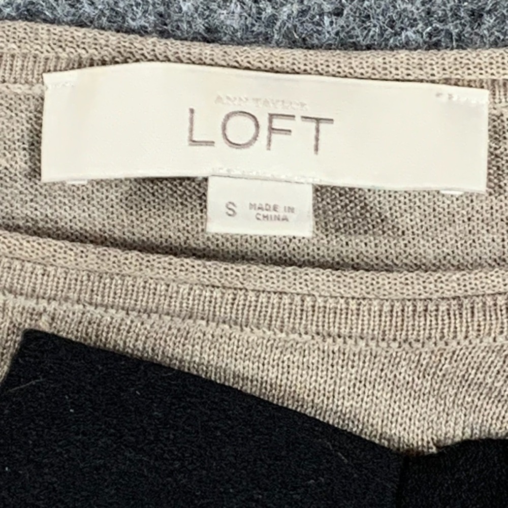 Ann Taylor Loft Sweater Womens Small Beige Lightweight Bow Tie Wool Blend Luxury - Picture 2 of 12